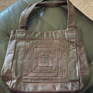 Nino Bossi Genuine Leather Tote/Shoulder Bag.